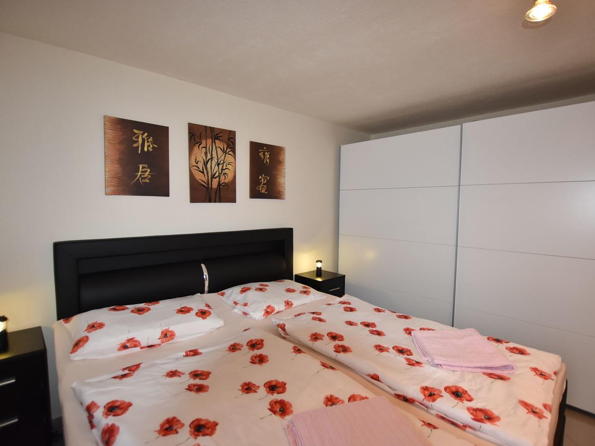 Modern Apartment In Kroepelin With Garden Eksteriør billede